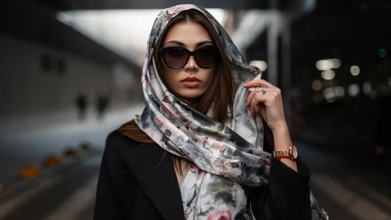 How to Wear a Scarf in 8 Different Ways