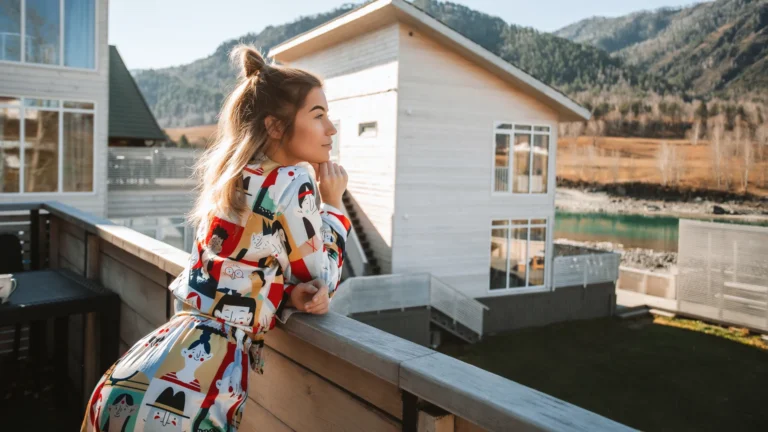How to style pajamas outside the sleepwear trend.