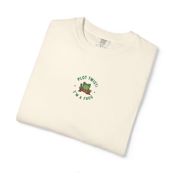9006990057143960990_2048.jpeg Plot Twist I'm A Frog Embroidered Comfort Colors 1717 T-Shirt