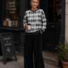 Retro Diamond Pattern Sweatshirt Black Gray Argyle Crewneck Women's Vintage Pullover Classic Black Gray Argyle Sweatshirt